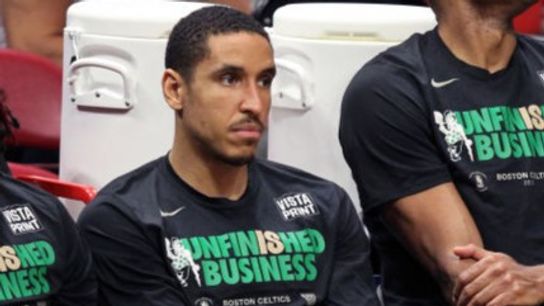 Fear and Loathing in Boston, or the mad dash to decipher Malcom Brogdon’s situation with almost no new information taken at BSJ Headquarters (Celtics)